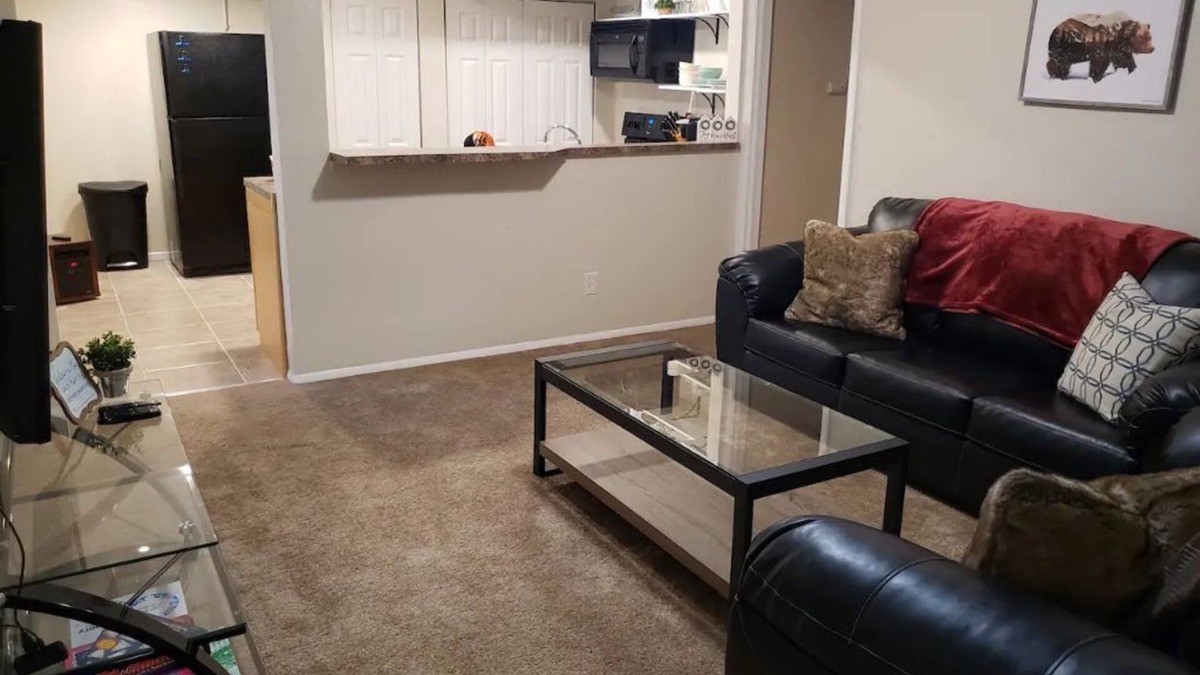 Taylorsville Apartment | Cozy Newly Remodeled Basement Apartment