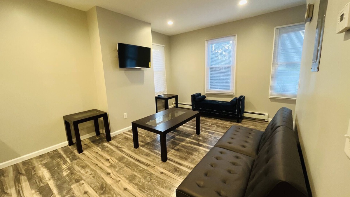 Irvington Apartment | Cozy Nights 2Bedroom
