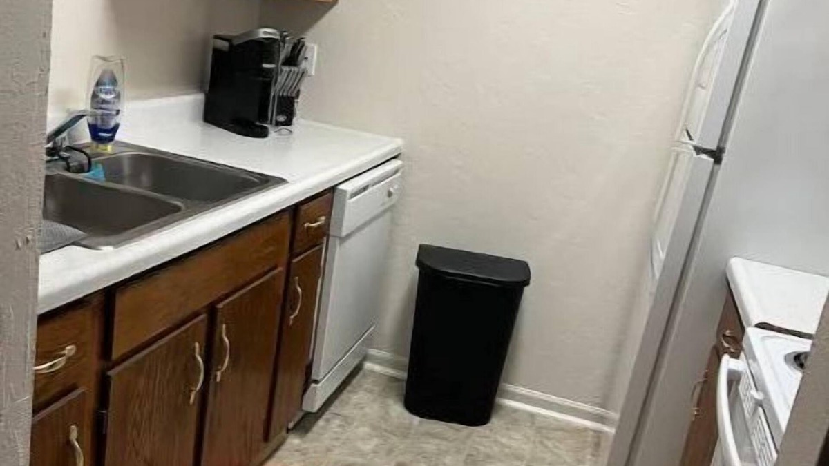 Greenwood Apartment | Cozy one bed/bathroom cottage