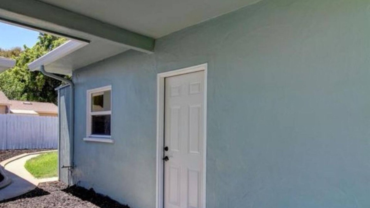La Loma Apartment | Cozy & peaceful studio with WiFi/Fully Refurnished