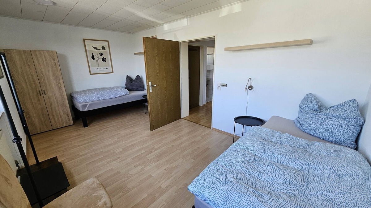 Fuldabruck Apartment | Cozy penthouse apartment