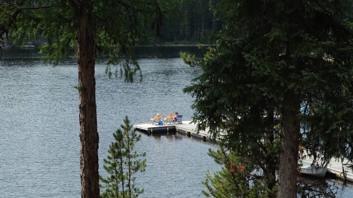 Idabel Lake Cabin | Cozy Pet-Friendly Cabin at Idabel Lake - Two bedrooms, sleeps 6, close to skiing