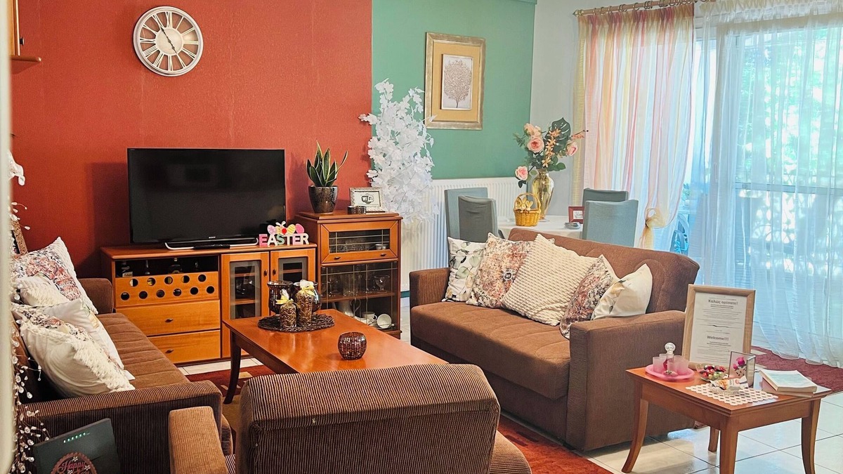 Kozani Apartment | Cozy Place
