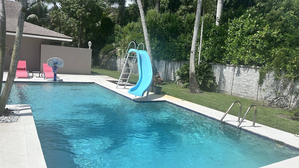Palmetto Bay House | Cozy pool home minutes from Deering Bay, Thalatta Estate and Black Point Marina.