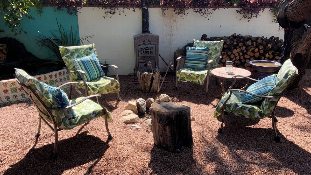 Jefferson Park Apartment | Cozy Private Casita