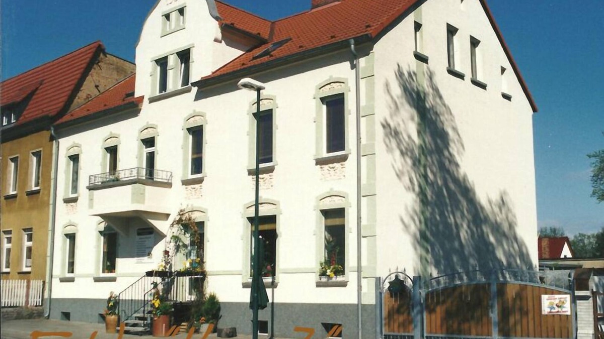 Neupetershain Nord Apartment | cozy, quiet apartment near Spreewald, central location, pets welcome