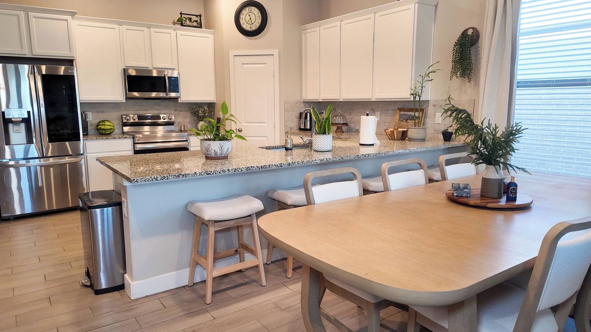 Odessa House | Cozy & Quiet home away from home