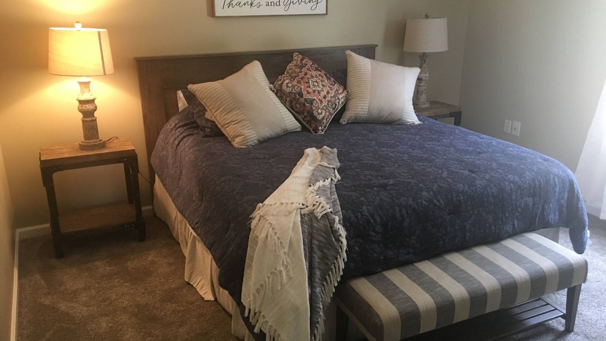 Gibson Apartment | cozy, quiet, rural hideaway close to everything