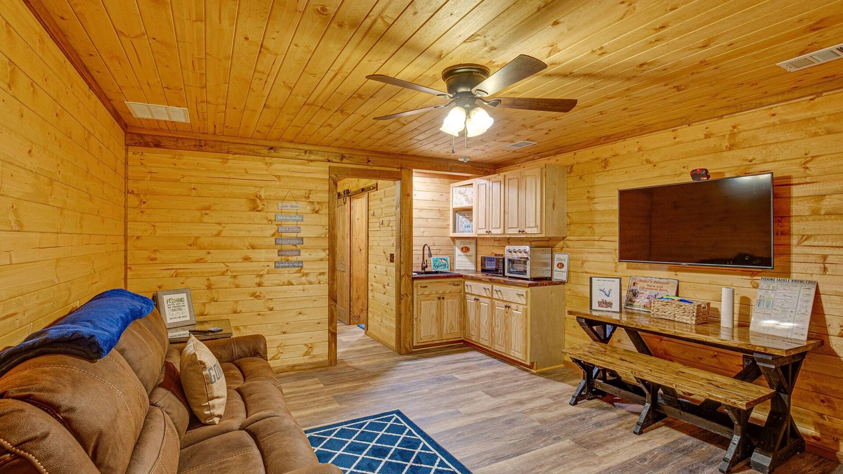 Quitman Cabin | Cozy Quitman Fishing Cabin Near Lake Fork!