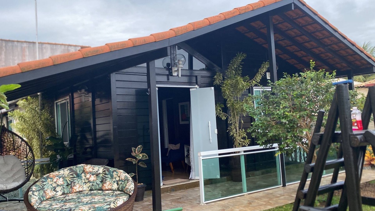 Praia Seca House | Cozy Refuge for Large Families