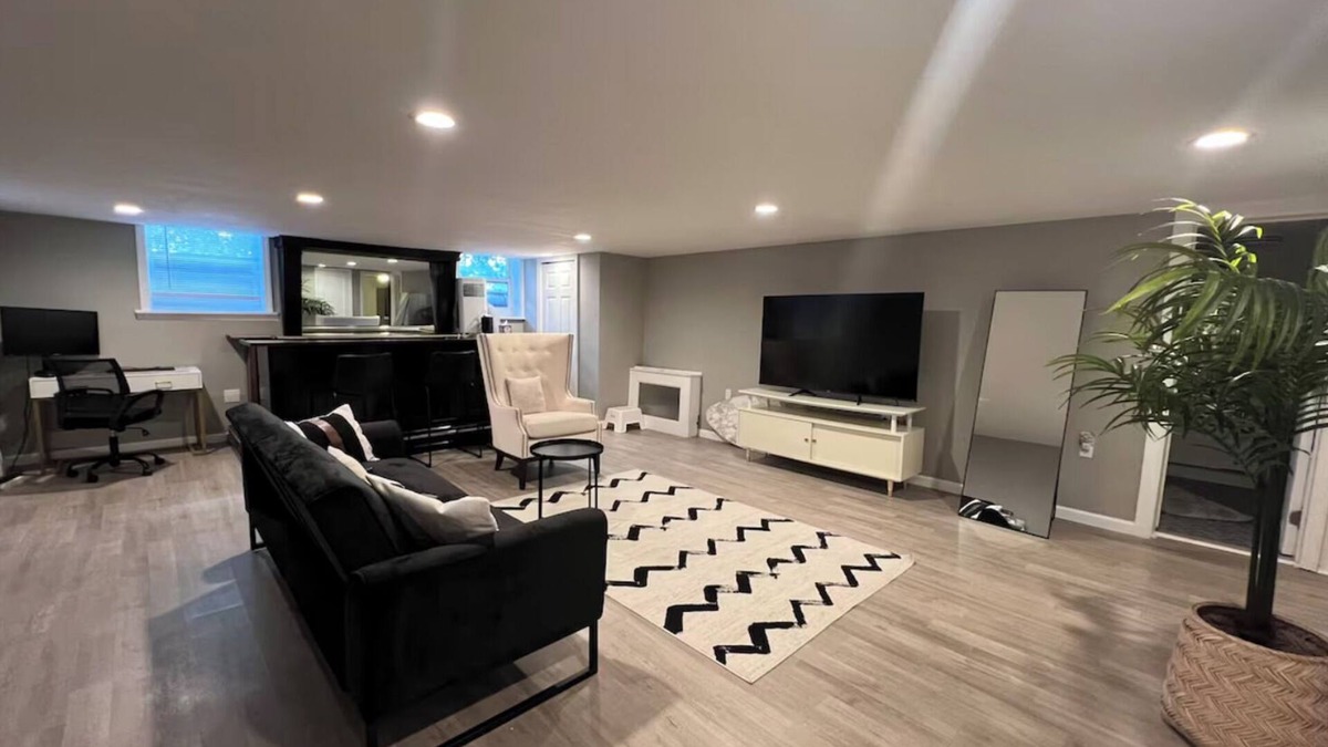 Teaneck Apartment | Cozy renovated 2 bedroom basement unit !