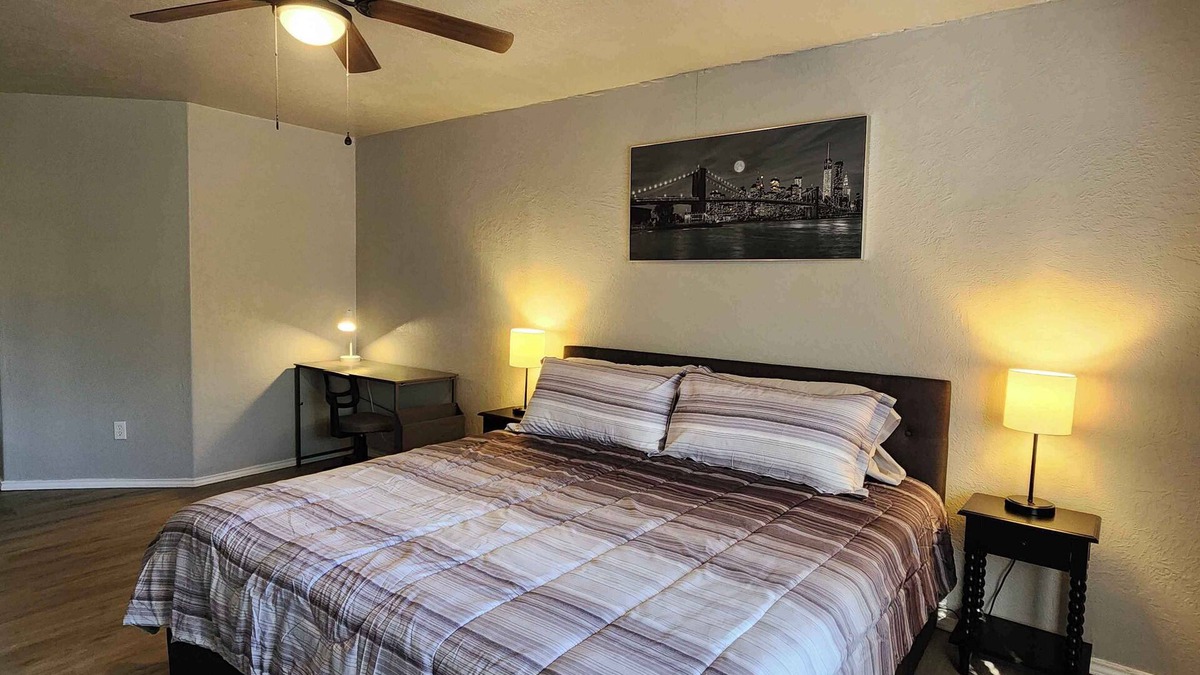 Lawton House | Cozy Retreat - Family & Pet Friendly Near Ft. Sill