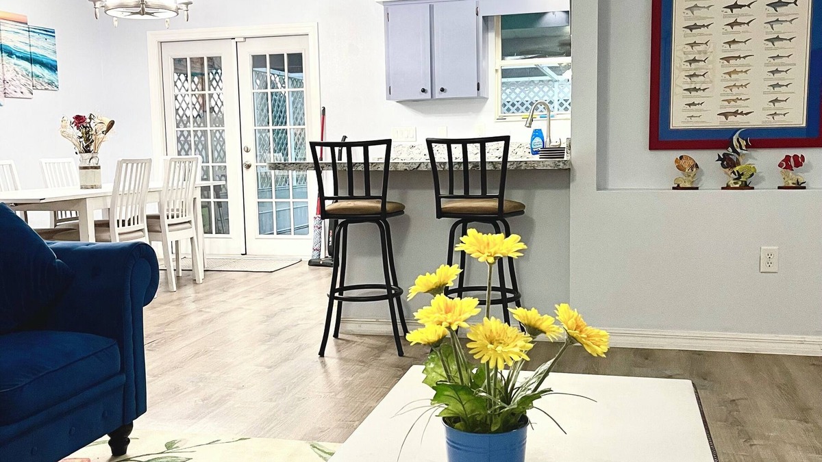 Titusville House | Cozy retreat located minutes from beaches, shops and SpaceX.