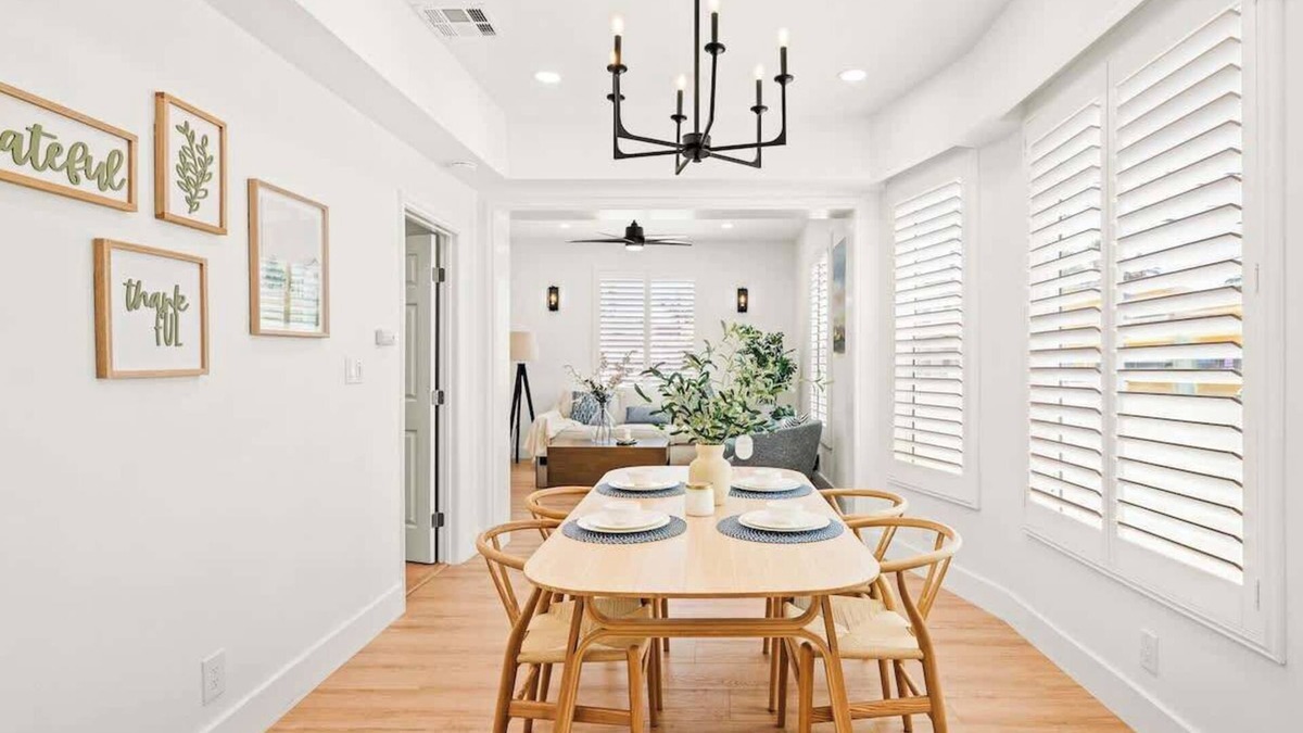 Harbor House | Cozy Retreat Near Downtown – Perfect for Families