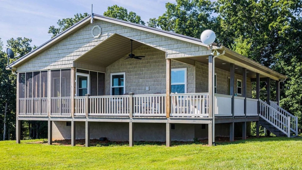 Hiwassee Cabin | Cozy, Romantic, River & Trail Access, Great Views