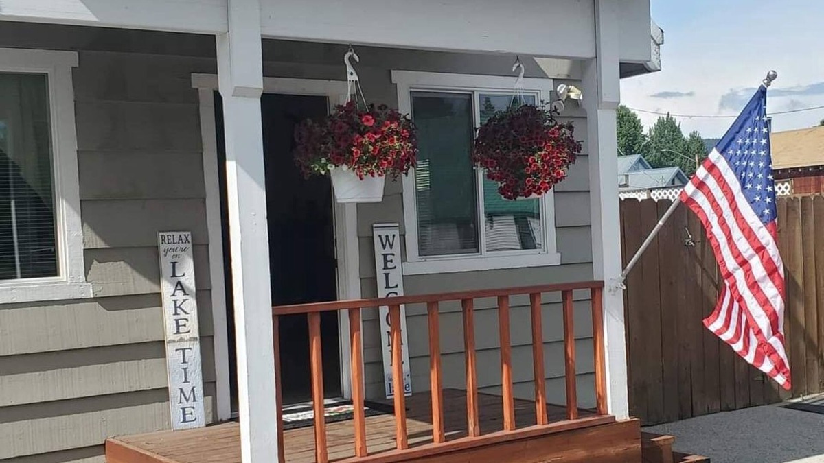 Chester Cabin | Cozy Romatic Family Mountain Retreat Close to ALL!