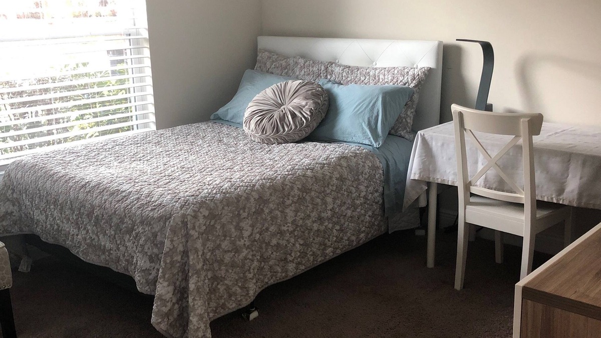 Palm Bay Bed & Breakfast | Cozy room in European Style Home