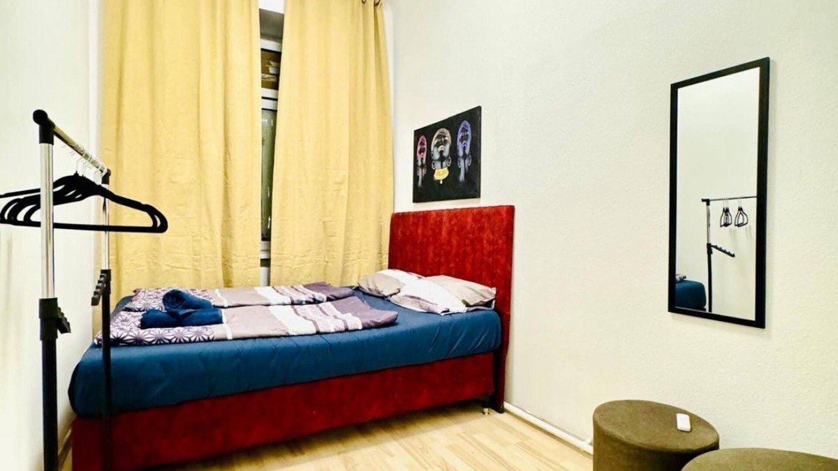 Floridsdorf Apartment | Cozy Room | Shared Apt Near FAC Platz