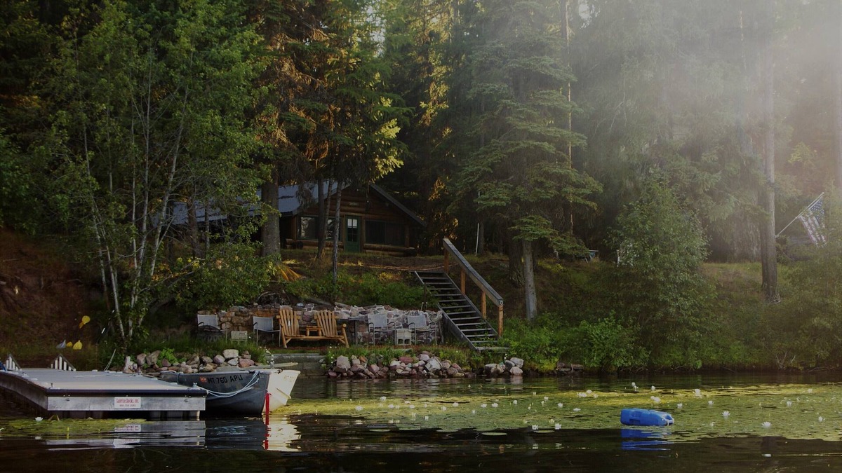 Seeley Lake House | Cozy, rustic Montana lake cabin on Placid.