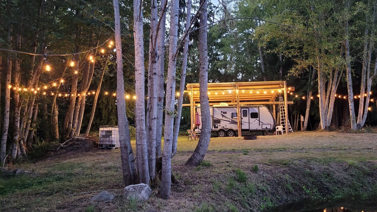 Port Angeles House | Cozy Rv by the Pond in scenic Port Angeles