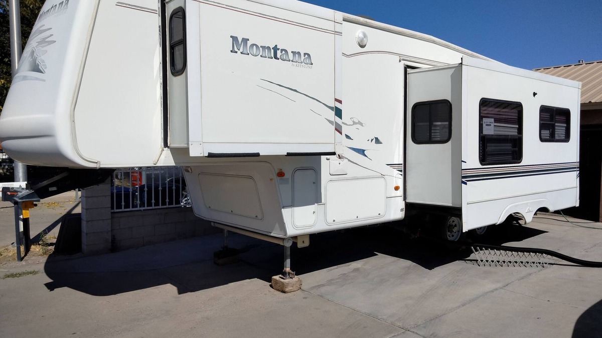 South Valley House | Cozy RV in Albuquerque