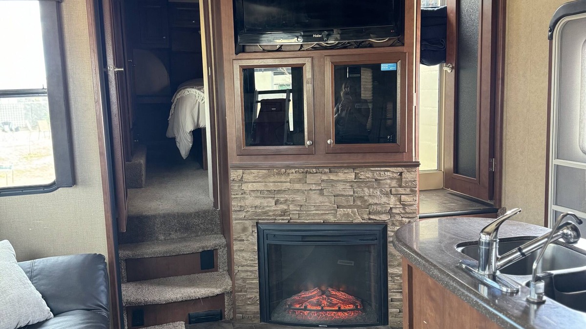 Gilbert House | Cozy RV tucked back in a quiet property with plenty of room to relax