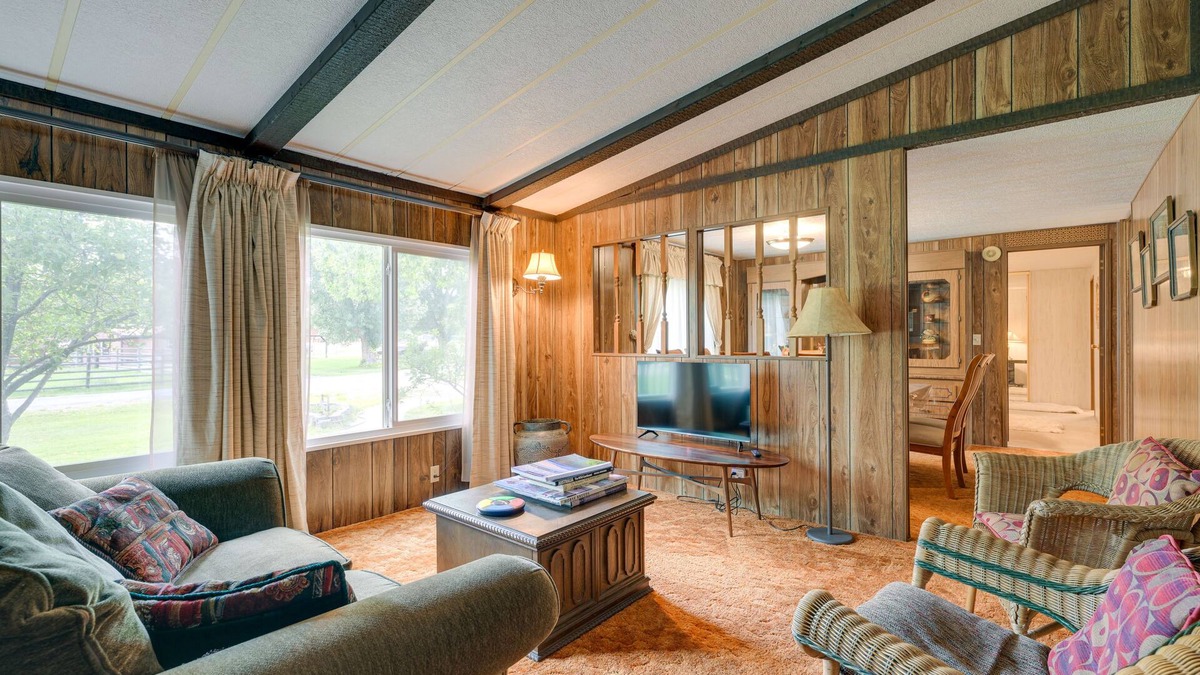 Salmon House | Cozy Salmon Home w/Mountain Views & River Access