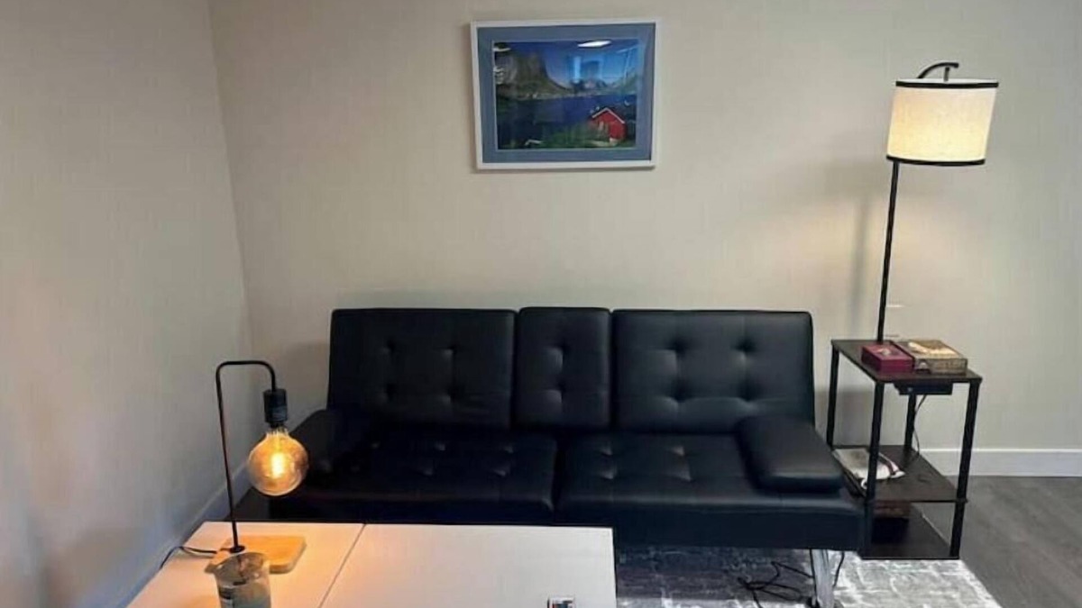 Pinehurst Apartment | Cozy Seattle Studio Near Downtown and Everything!