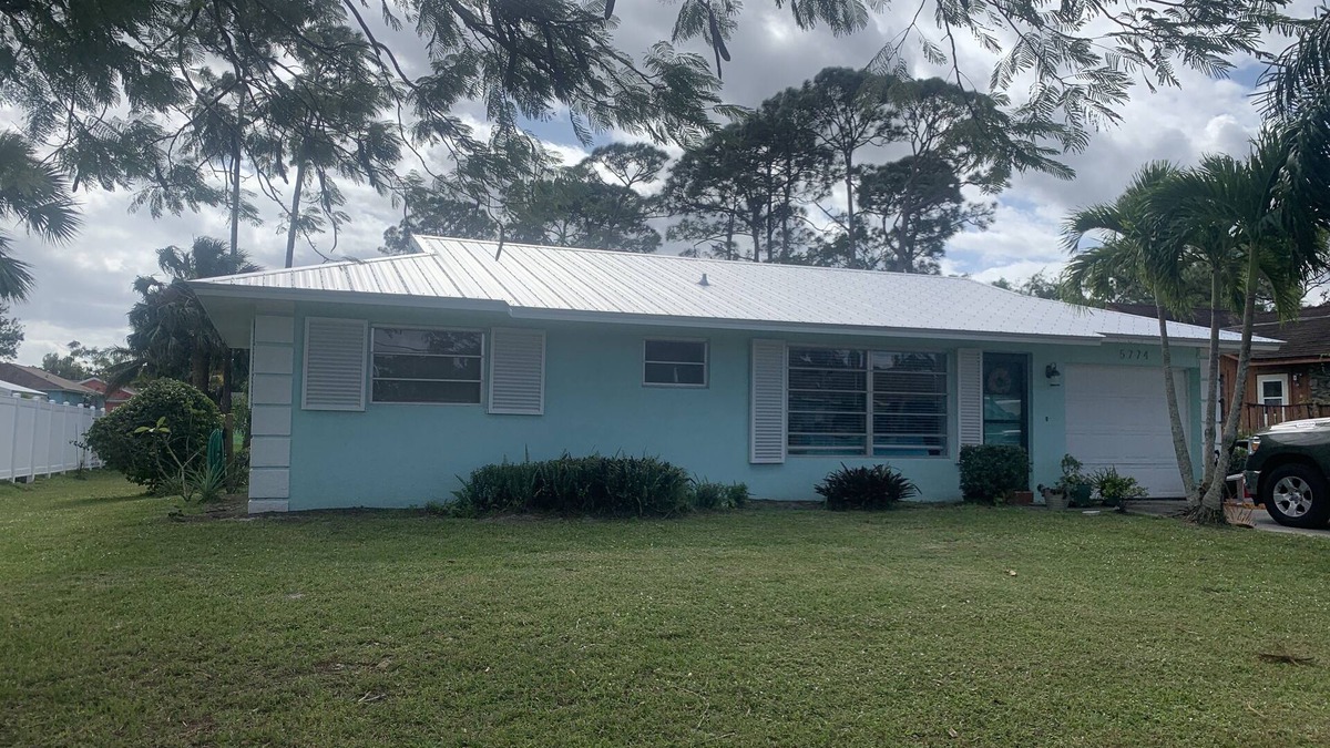 Hobe Sound House | Cozy Southern Florida House 7 minutes from the beach