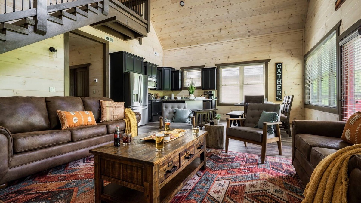 Trappers Ridge Cabin | Cozy Spring Cabins Getaway - Perfect 4 Big Family