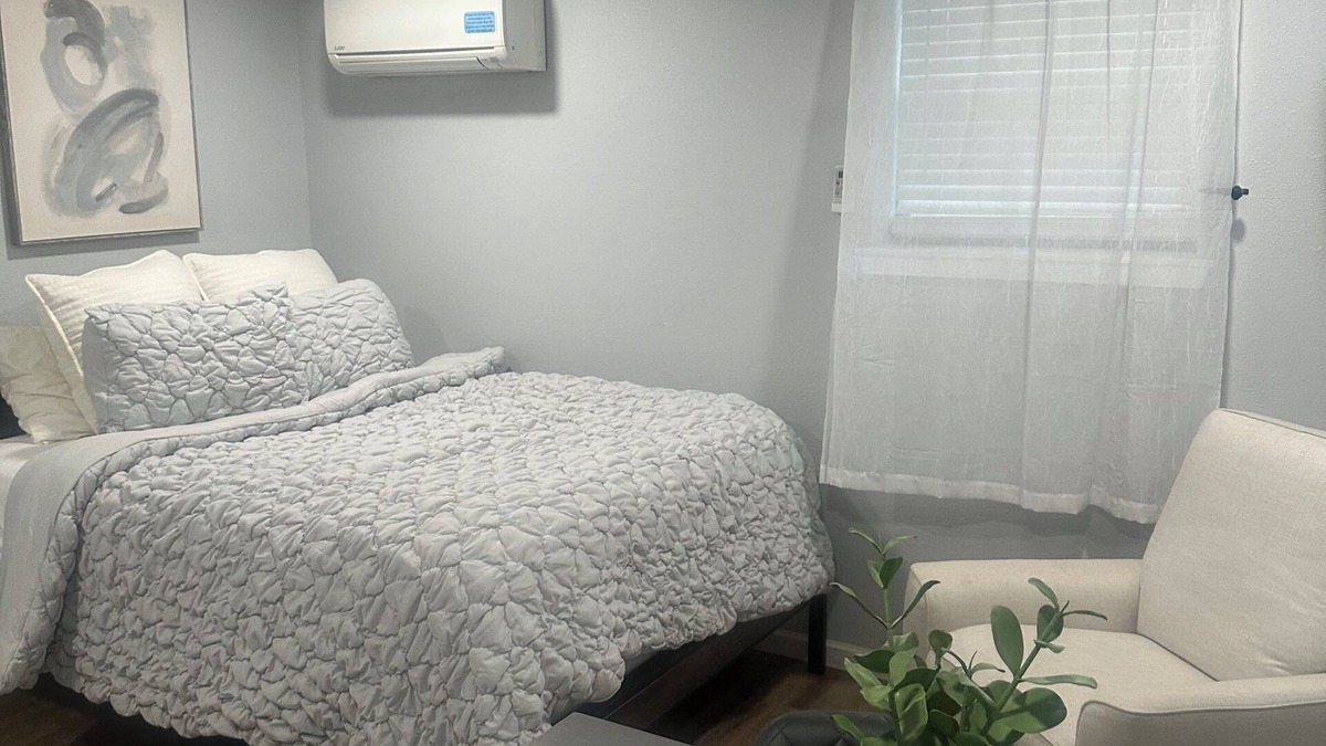 Karns Apartment | Cozy Stays, Memorable Days – Your Perfect Getaway Awaits Here!