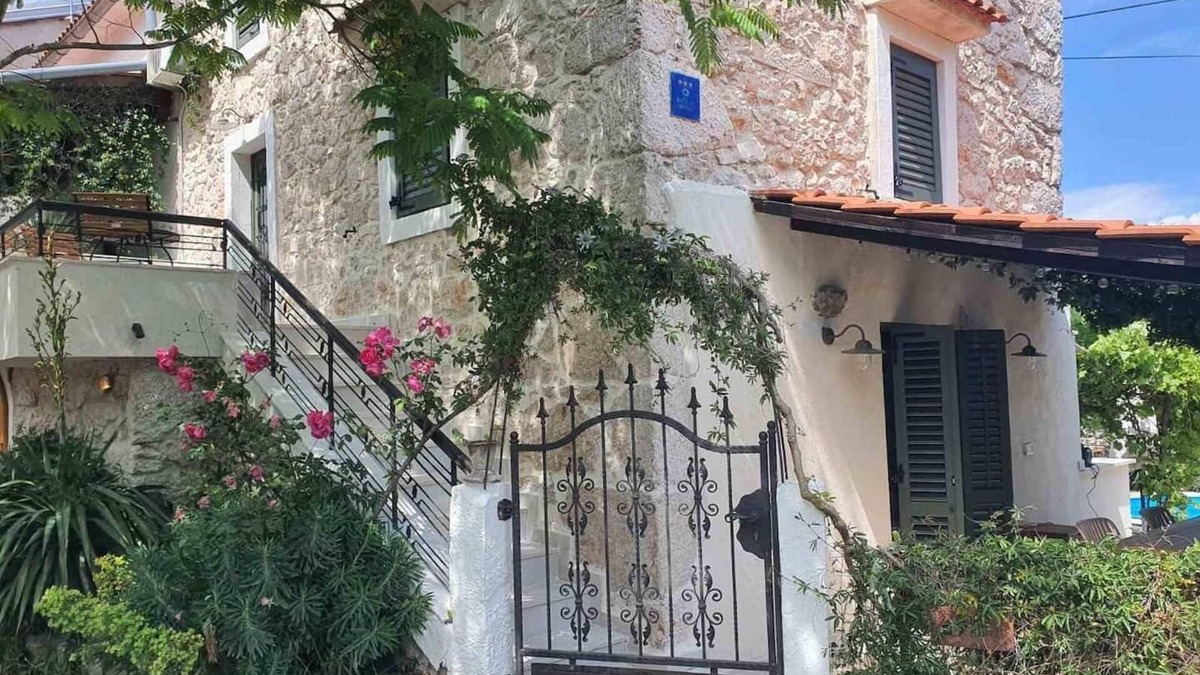 Gostinjac House | Cozy stone house with fireplace, pool, great beaches and hiking trails nearby