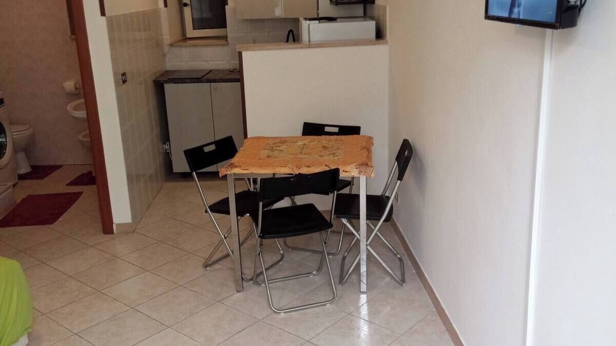 Ischitella Apartment | Cozy studio apartment in gargano national park, pets allowed.