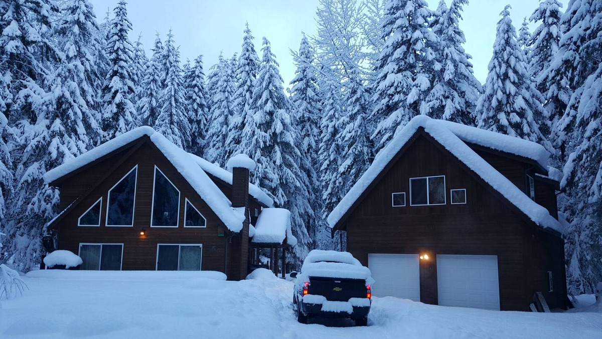 Enumclaw Apartment | Cozy Studio Apartment Near Crystal Mtn Ski Resort & Mt Rainier National Park