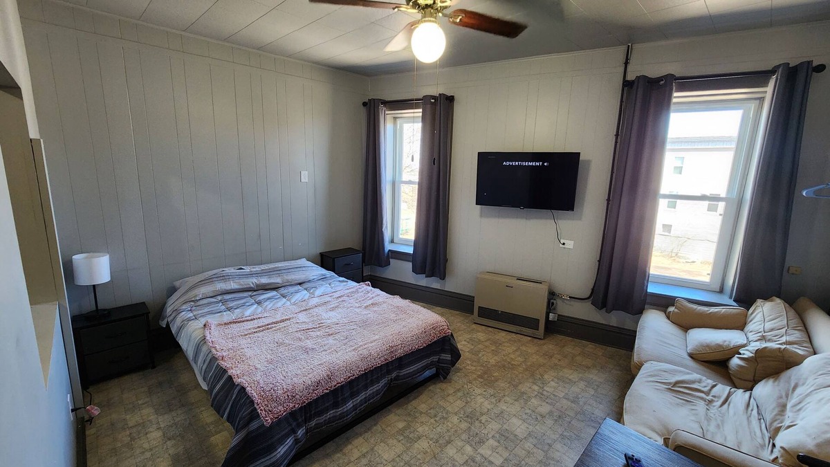 South Range Apartment | Cozy Studio Apt Near MTU, Houghton & Keweenaw, Full Amenities & Trail Access