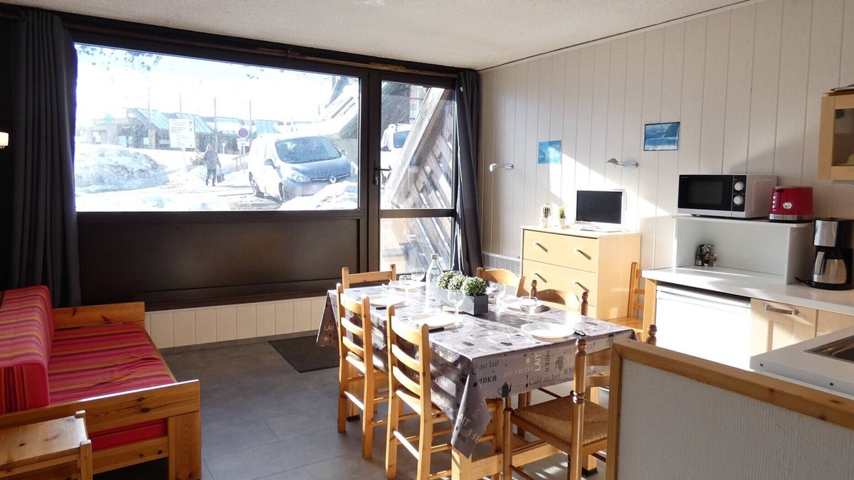 Piau Engaly Apartment | Cozy Studio Cabine for 6 with Balcony, South-Facing, Ski Locker - Piau-Engaly
