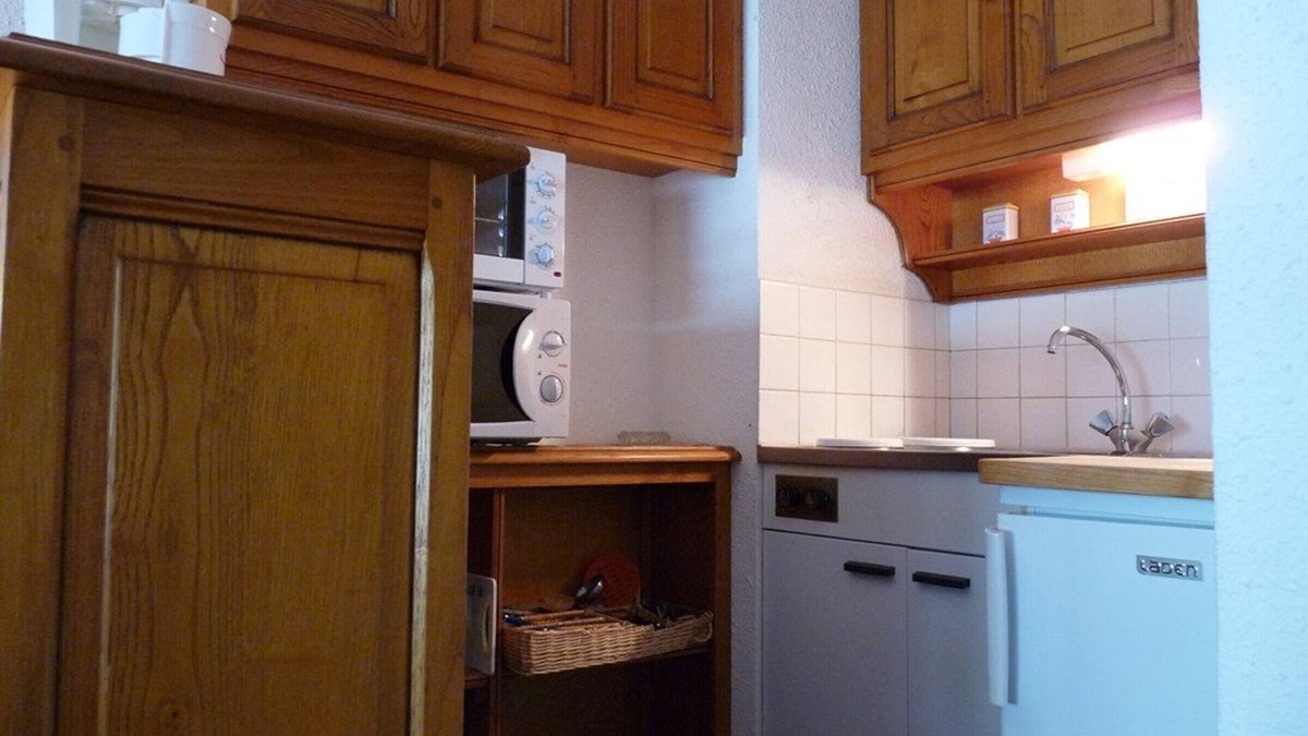 Arette Apartment | Cozy Studio for 4 with Direct Slope Access