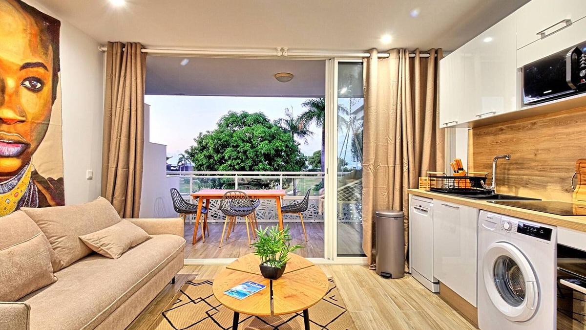 Anse Marcel Apartment | Cozy studio in Anse Marcel with terrace and air conditioning