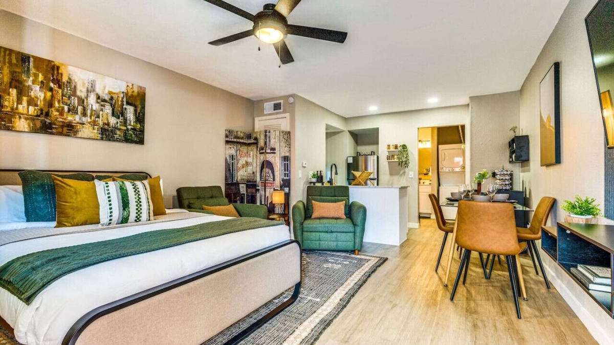 Allandale Apartment | Cozy Studio in ATX - Sleeps 3