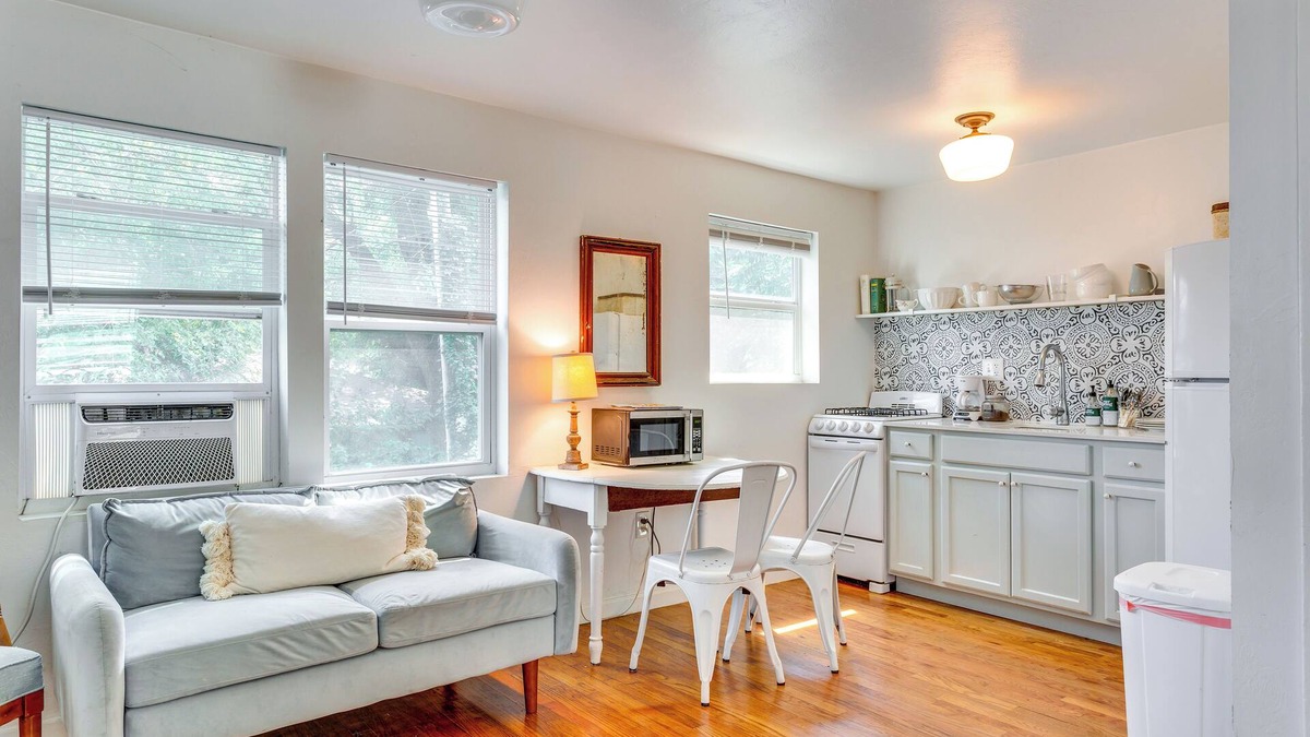 Central Oklahoma City Apartment | Cozy Studio in Heart of OKC Plaza District!