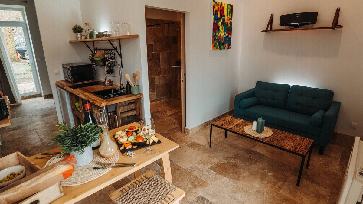Montbarrois Cottage | Cozy studio in nature with pets allowed and private parking