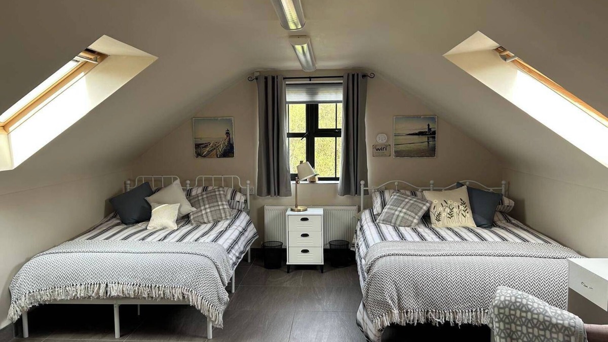 Gortaclare Apartment | Cozy Studio-Omagh-Continental Breakfast Included