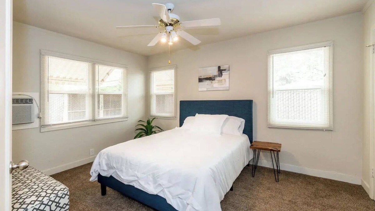 Roosevelt House | Cozy & Stylish 2BD/1BTH - Great for Long-term Stay