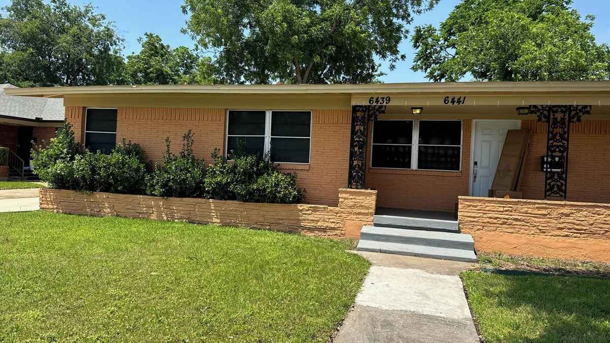 Northeast Dallas House | Cozy & Stylish Getaway-Walkable-Mins to DT Dallas