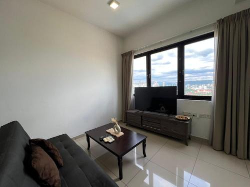 The Strand Apartment | Cozy Suite at Encorp Residence PJ
