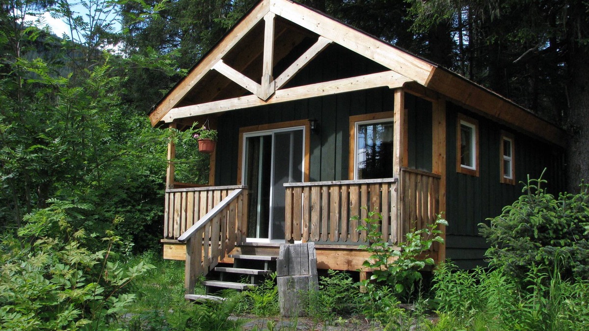 Old Mill Cabin | Cozy Swedish-Style Cabin. Our Specialty is in the Details!