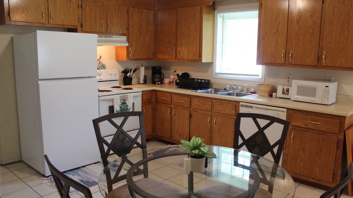 Ettrick House | Cozy Three Bedroom Fully Furnished house