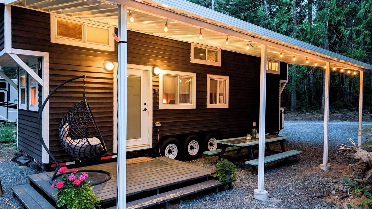 Regional District of Nanaimo House | Cozy Tiny Home - Farm Stay - Near Qualicum Beach