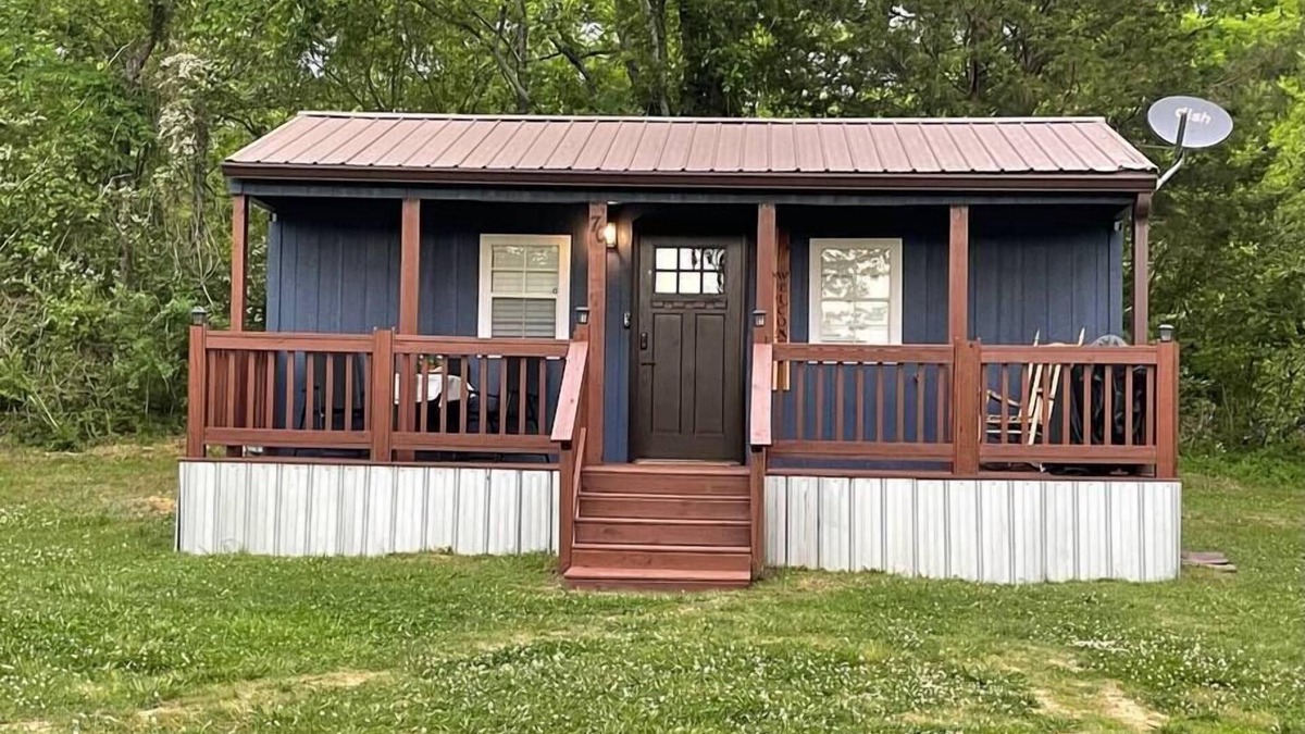 Eva House | Cozy tiny home cabin in Eva, TN near Kentucky Lake