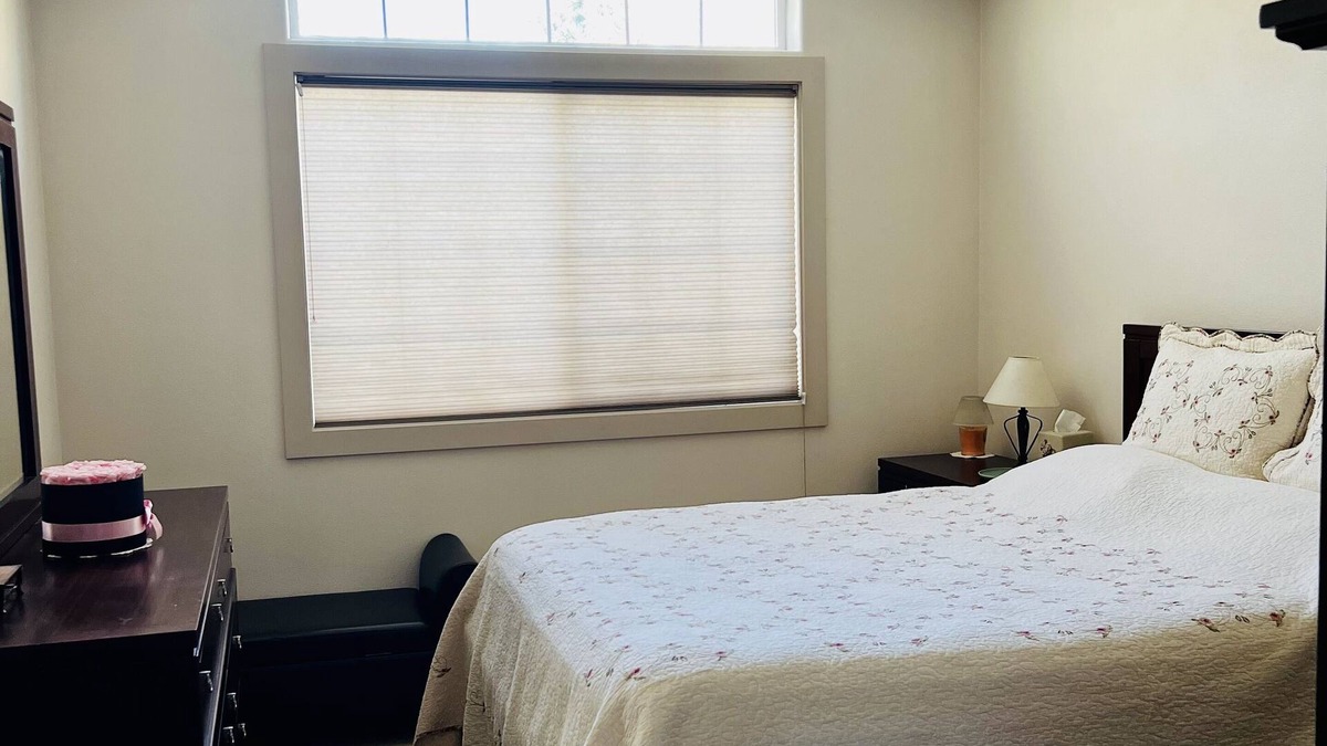Beaverton House | Cozy townhome with 1 bedroom and WiFi, AC in enjoyable Beaverton